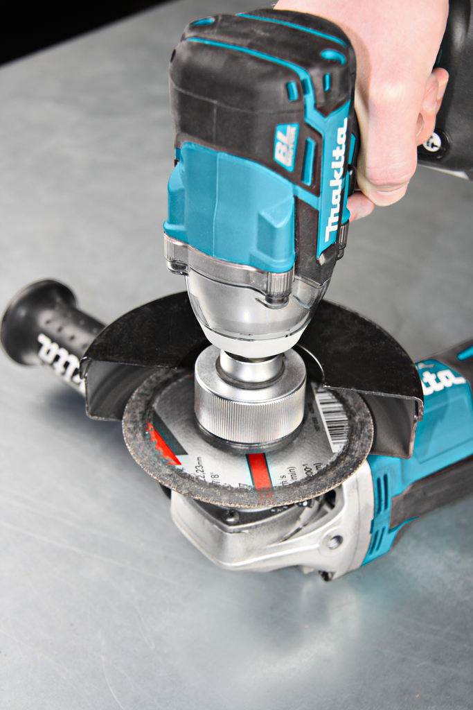 Nokkendop: hulpstuk flens demontage