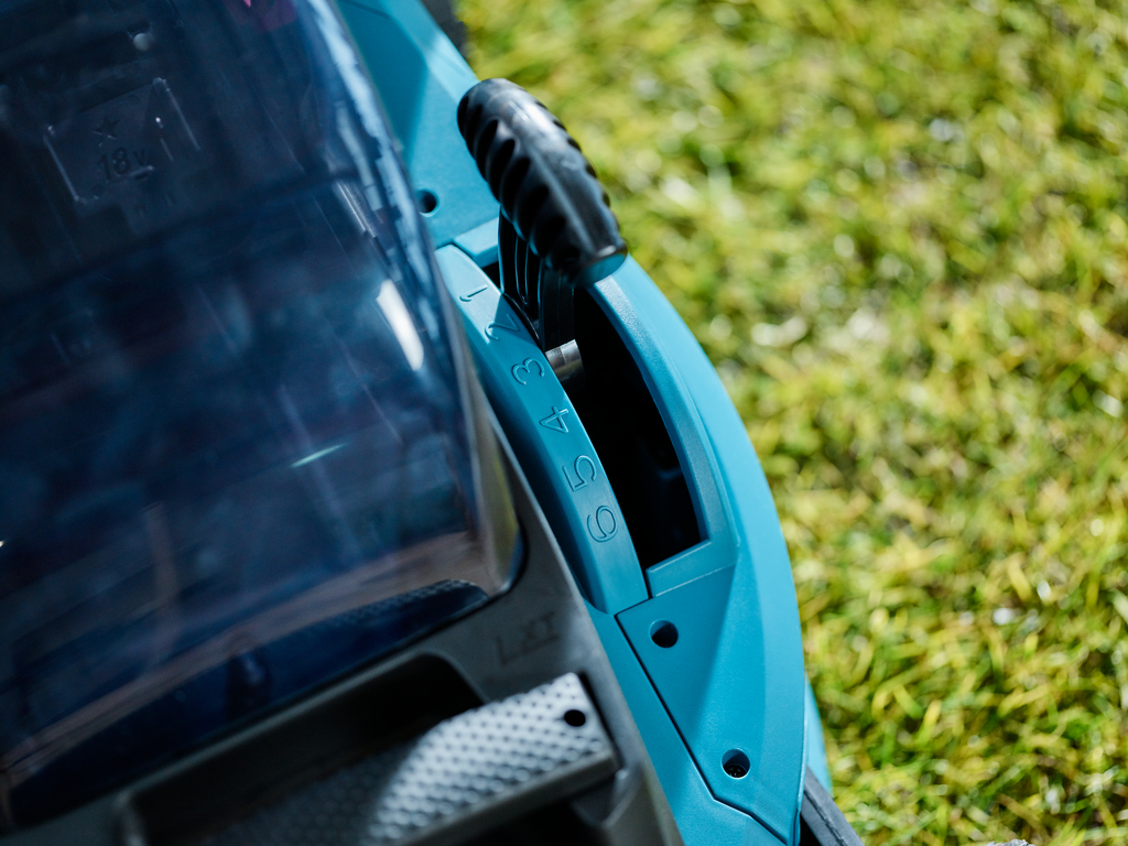 2x18 V Grasmaaier 38 cm