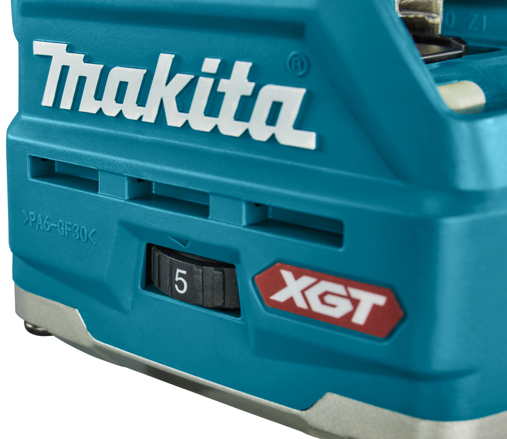 Makita xt268 online